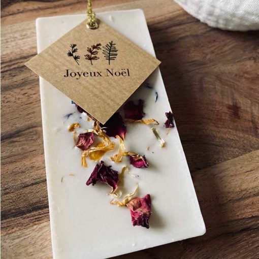 palet de cire infusé aux épices de noel & fleurs séchées